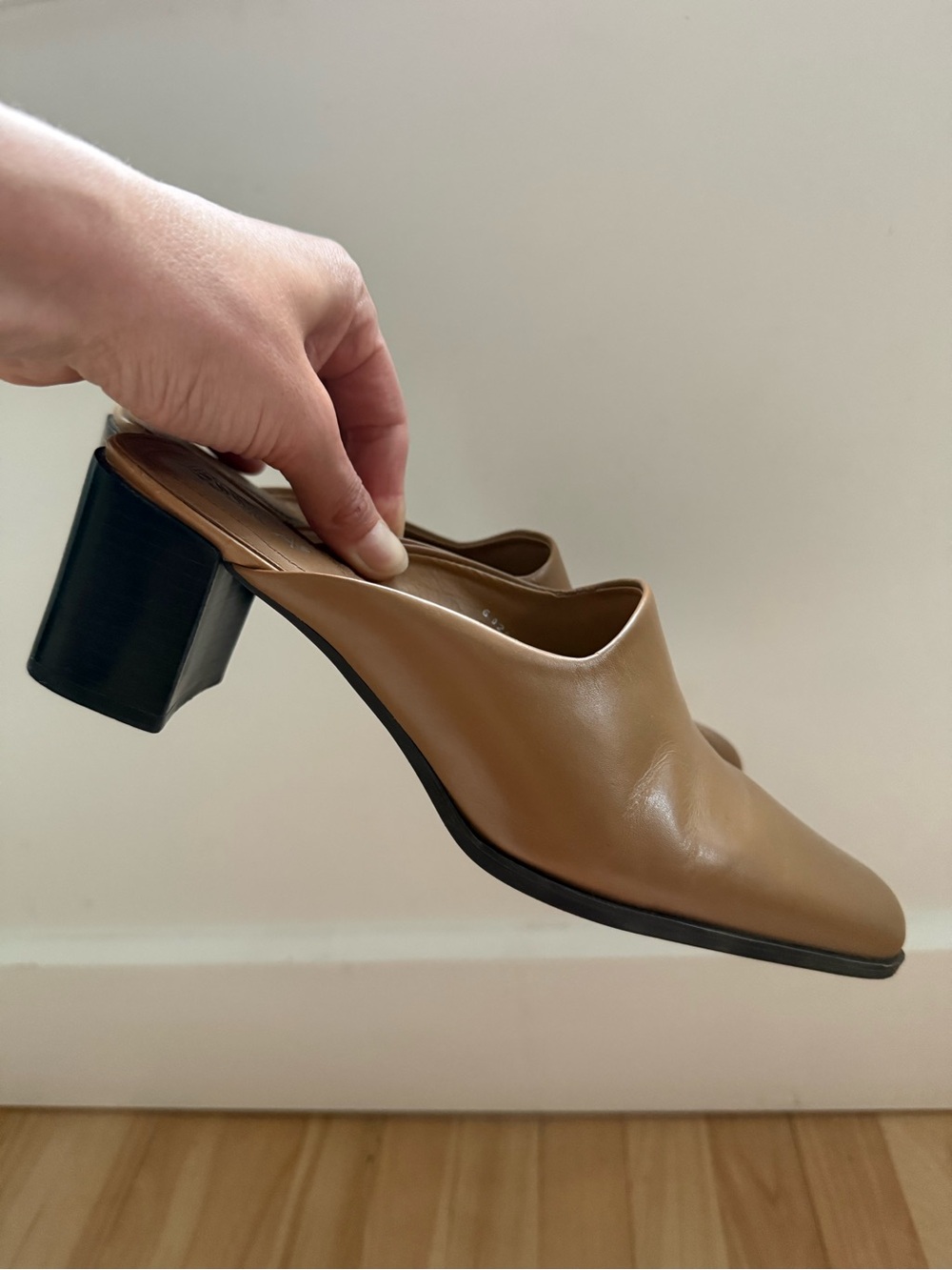 Vintage Brown Leather Block Heel Mules
